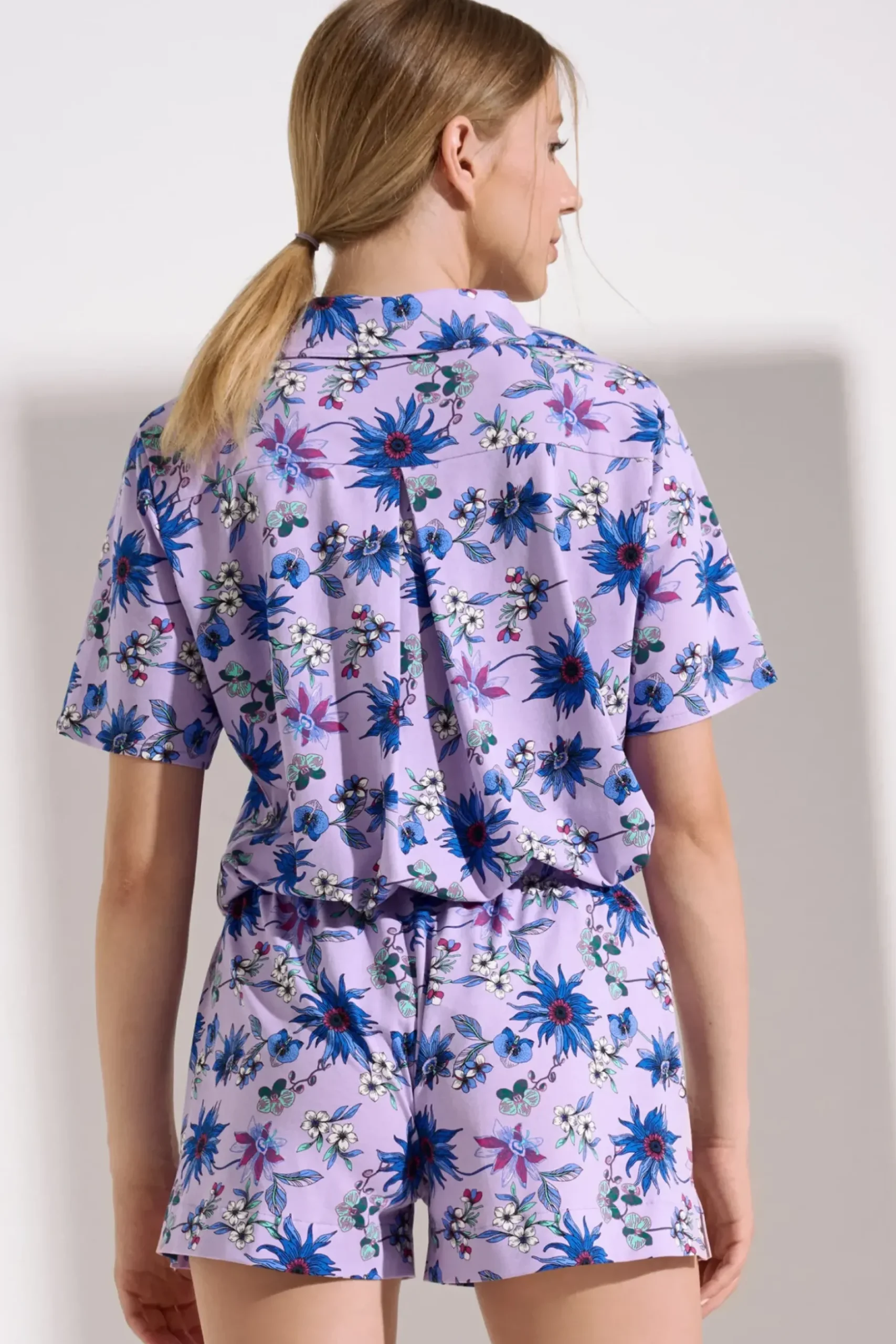 Online Pyjama mit Schlafshirt und Shorts »Flowers« Damen Pyjamas